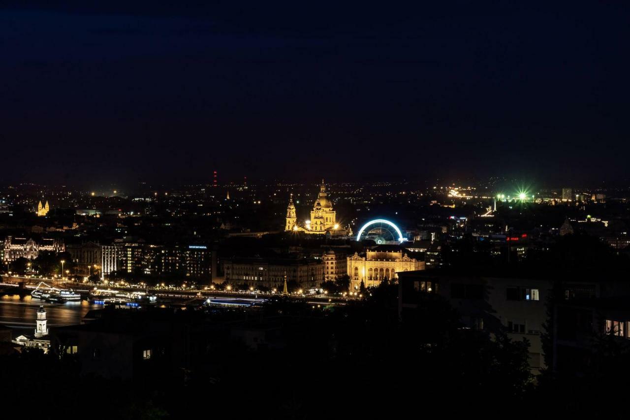 Apartment On Gellert Hill Downtown With Free Garage & Castle View ブダペスト エクステリア 写真